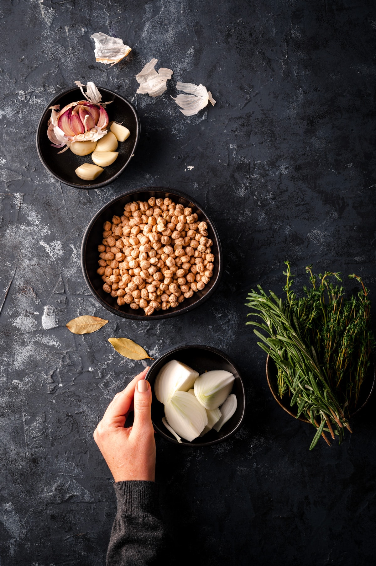 Ingredients for cooking chickpeas.