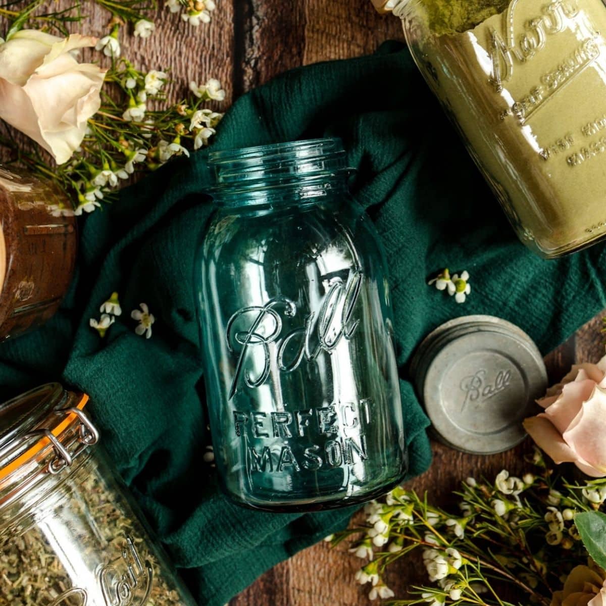 How Many Ounces In A Quart? (+ Free Conversion Guide!) Raepublic