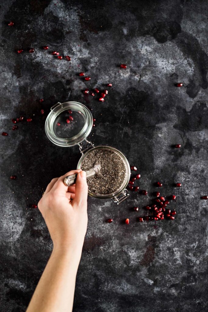Step-by-step instructions for pomegranate chia pudding.