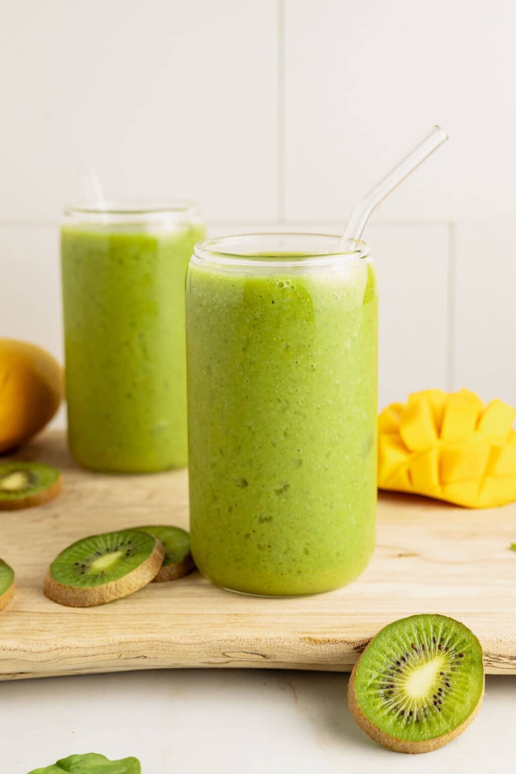 Kiwi Mango Smoothie - Raepublic