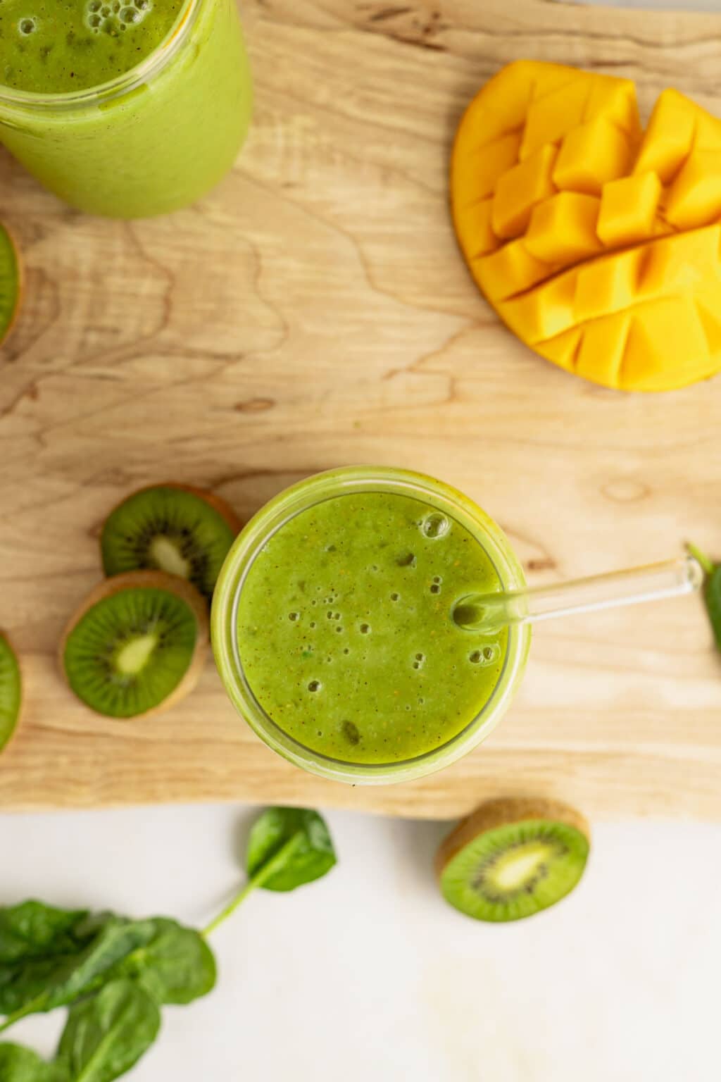 Kiwi Mango Smoothie - Raepublic
